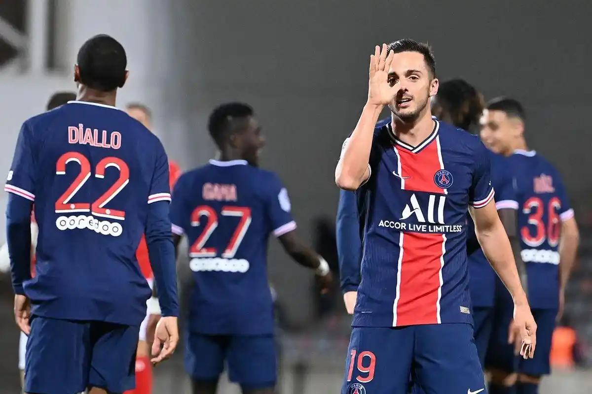 开云官网-切尔西轻取巴黎圣日耳曼，范戴克乌龙送礼意甲的简单介绍