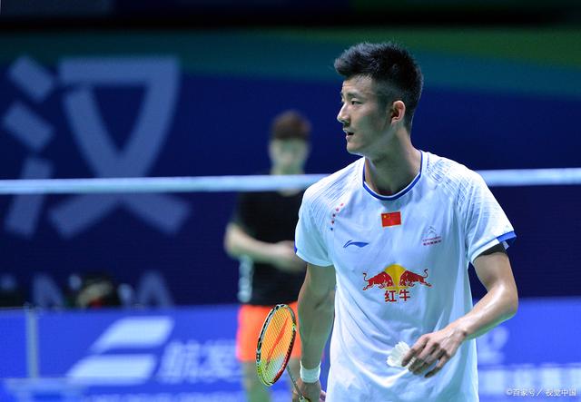 英格兰羽毛球队逆转丹麦羽毛球队，谌龙爆发神勇的简单介绍